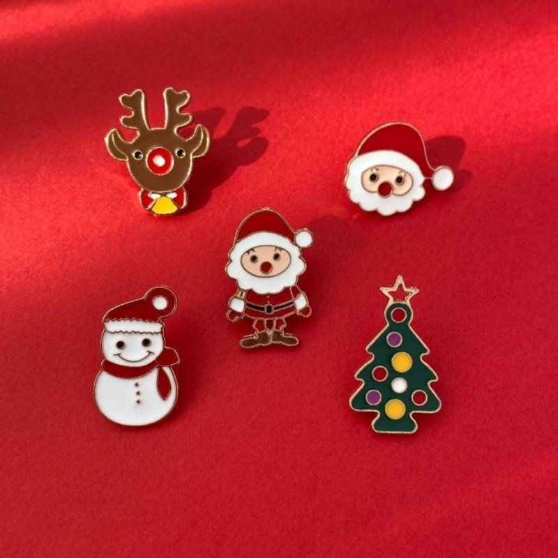 Christmas Lapel Pin