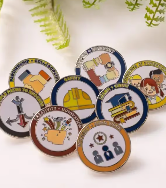 Soft Enamel Custom Company Logo Lapel Pin for Employees