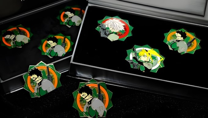 Fandom Lapel Pin