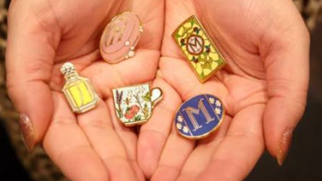 Pin