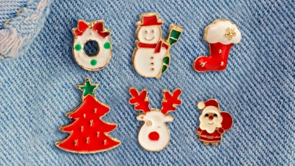 Christmas Pin