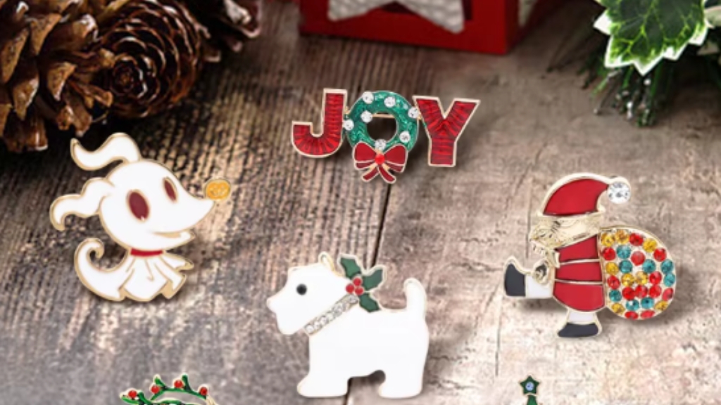 Christmas Pin