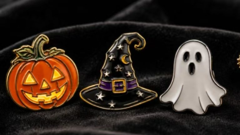 Halloween lapel pin